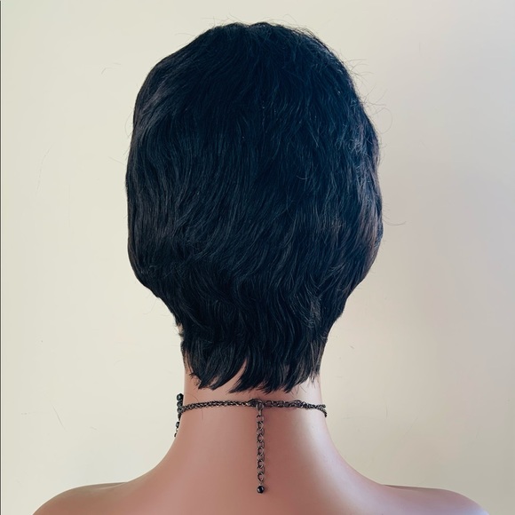 Vintage Style Black Pun Curl Synthetic Wig for Daily Wear or Events - Picture 6 of 6